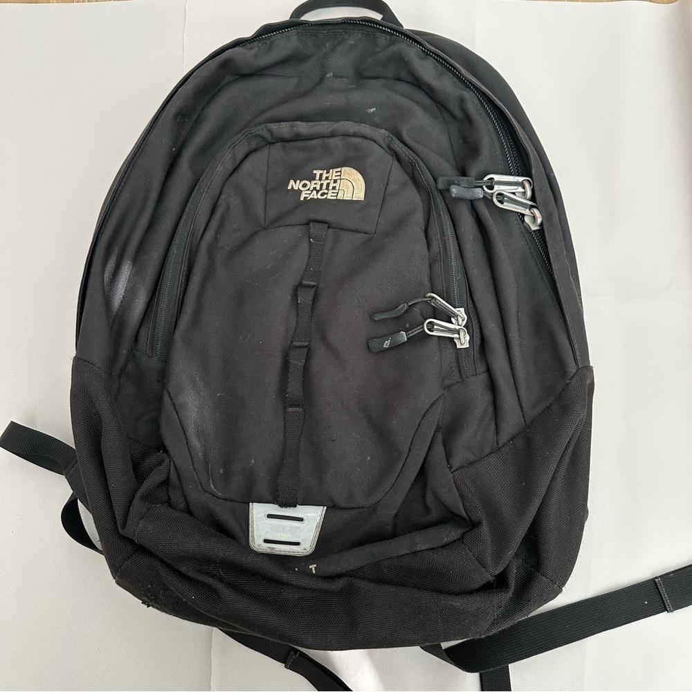 North Face Vault Black Backpack School Hiking Outdoors Travel Pockets Laptop